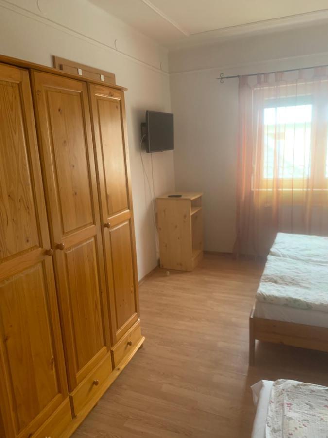 Gabor Aron Apartment Hajdúszoboszló 外观 照片