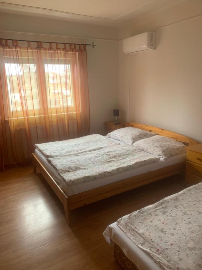 Gabor Aron Apartment Hajdúszoboszló 外观 照片